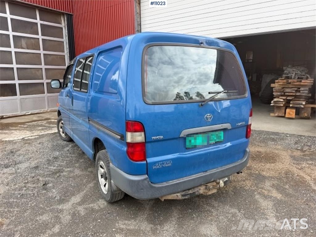 Toyota Hiace 4WD Dostavna vozila / kombiji