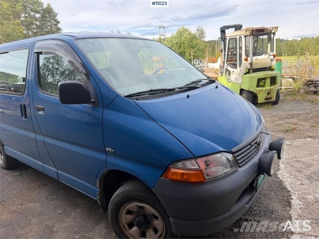 Toyota Hiace 4WD Dostavna vozila / kombiji