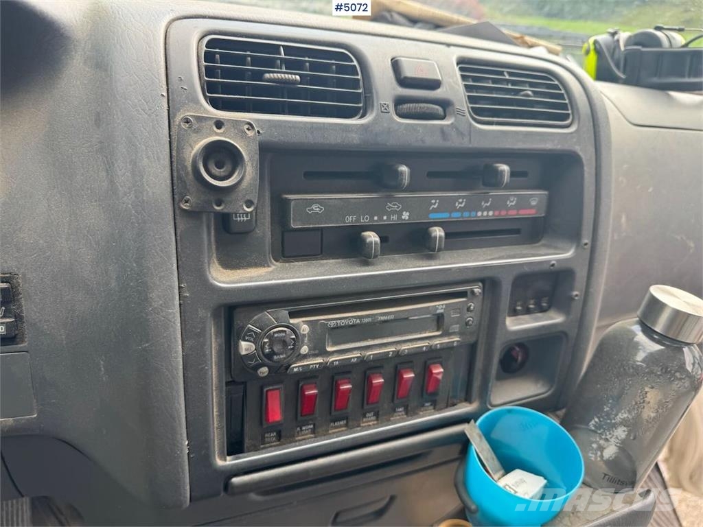 Toyota Hiace 4WD Lieferwagen