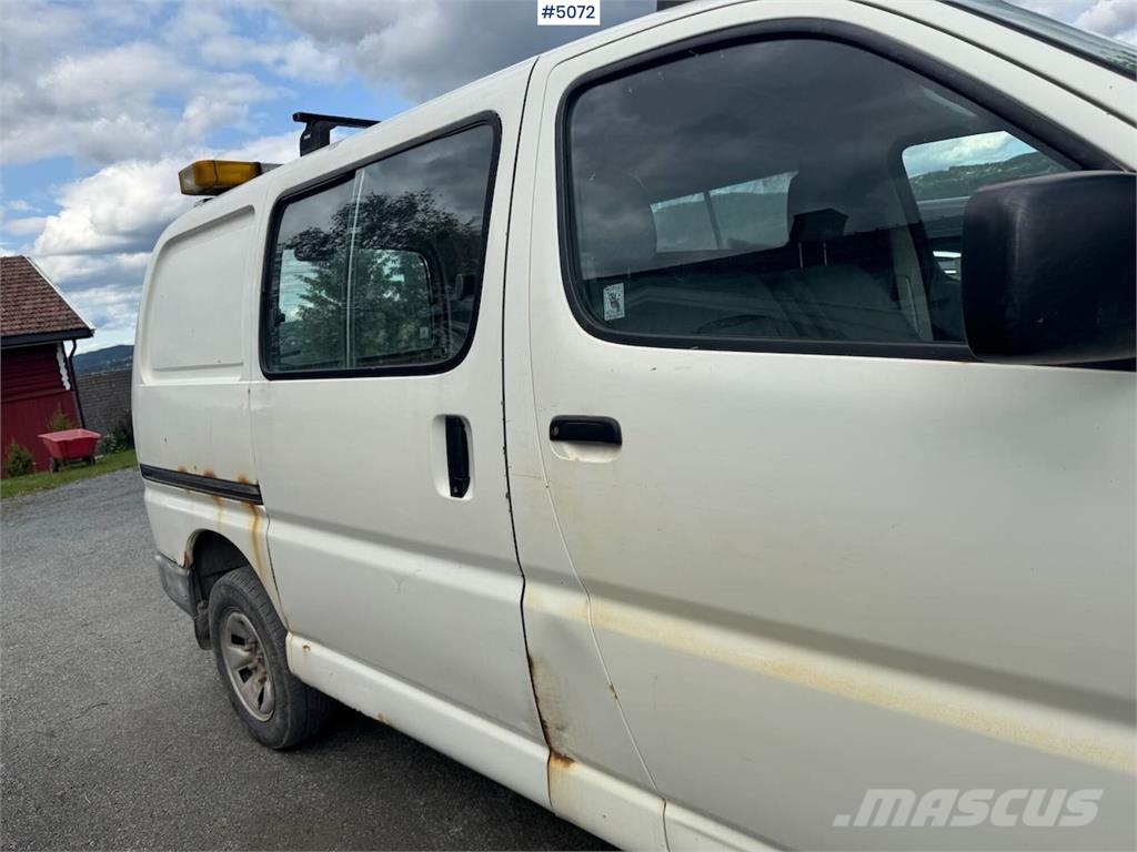 Toyota Hiace 4WD Lieferwagen