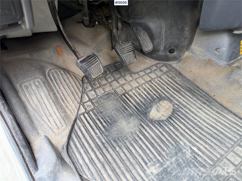 Toyota Hiace 4x4 Varebil Furgonetas /Furgón