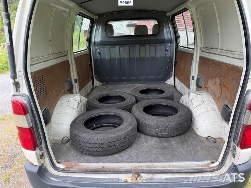 Toyota Hiace 4x4 Varebil Furgonetas /Furgón