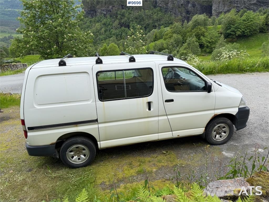 Toyota Hiace 4x4 Varebil Furgonetas /Furgón