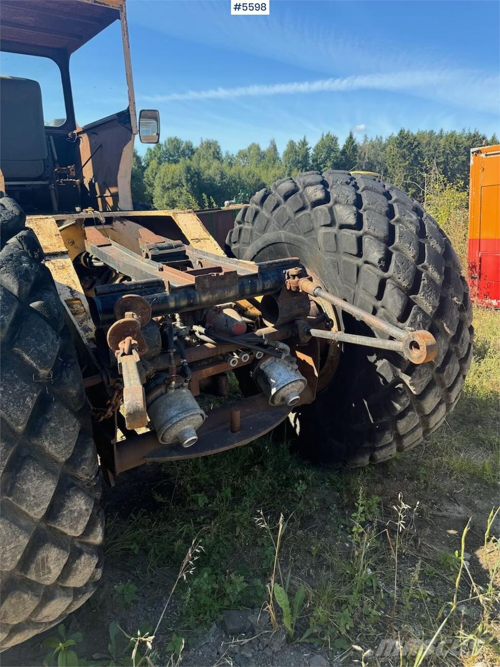 Traktor Selvbygd Tractors