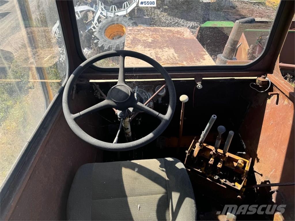 Traktor Selvbygd Tractors
