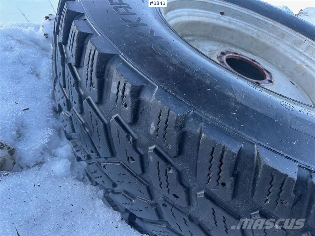 Traktordekk på felg Ďalšie komponenty