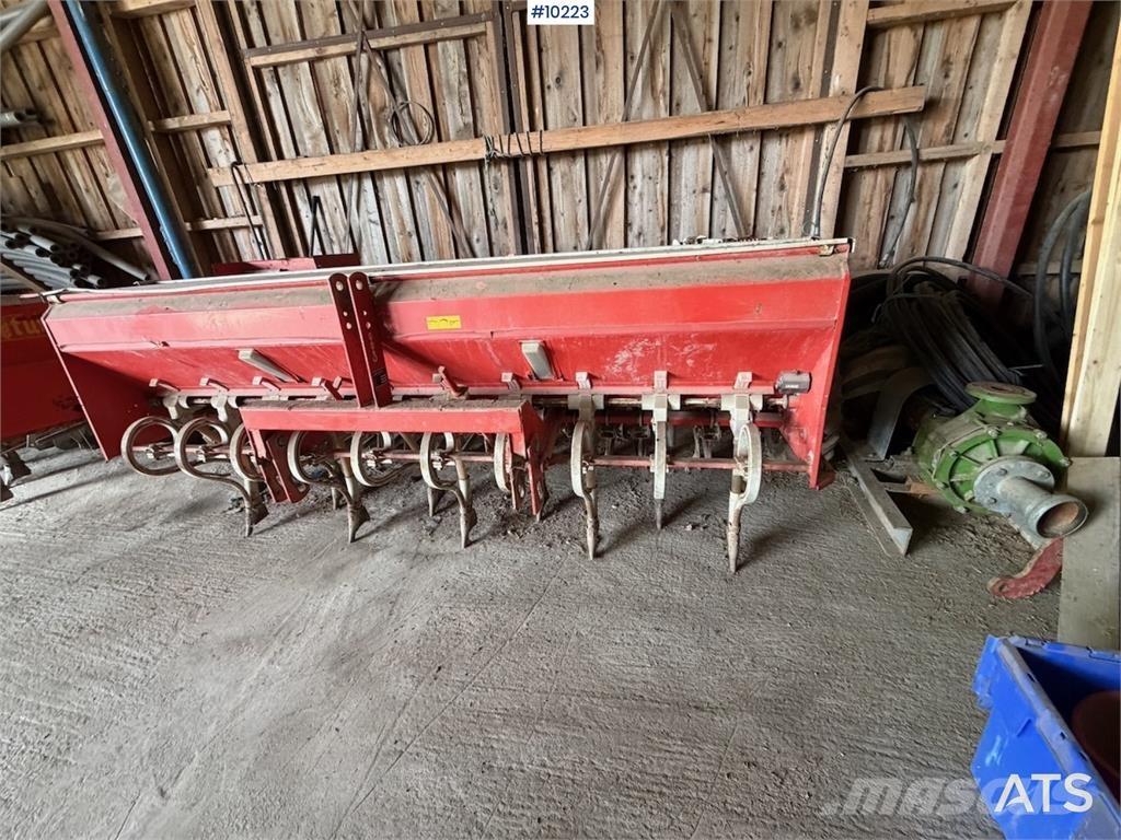 Tume 250 مثاقيب