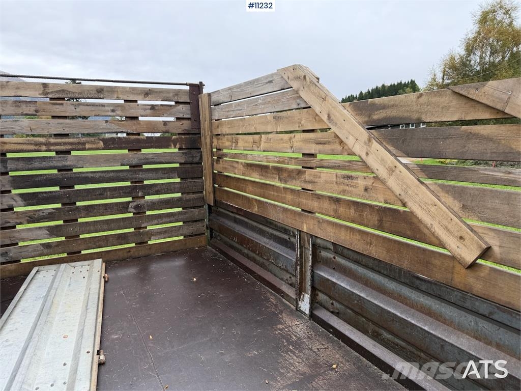 Tume 3040 Причепи перевантажувачі зерна
