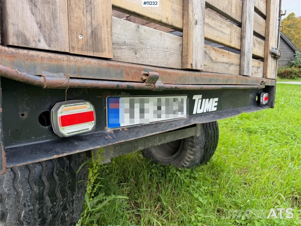 Tume 3040 Причепи перевантажувачі зерна