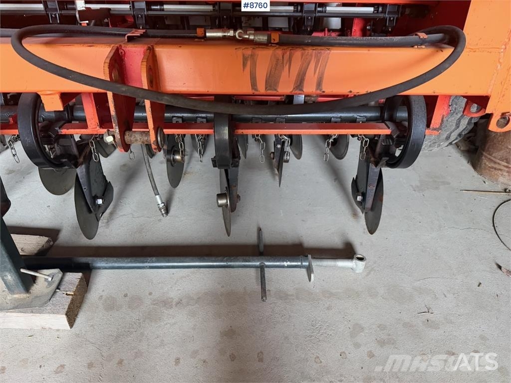 Tume HKL 250 Taladros