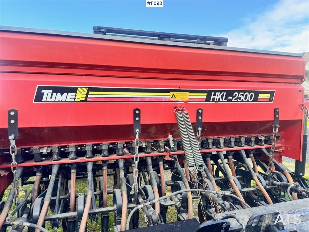 Tume HKL 2500 Drillmaschinen
