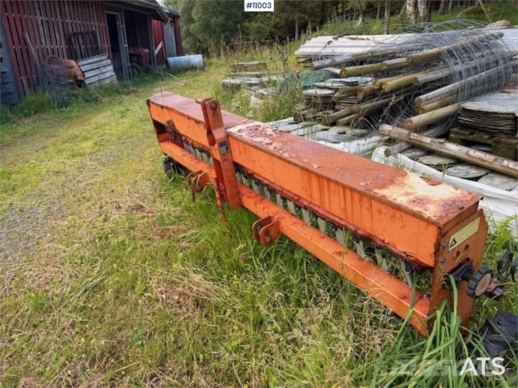 Tume HST- 2500GM gressfrømaskin Drillmaschinen