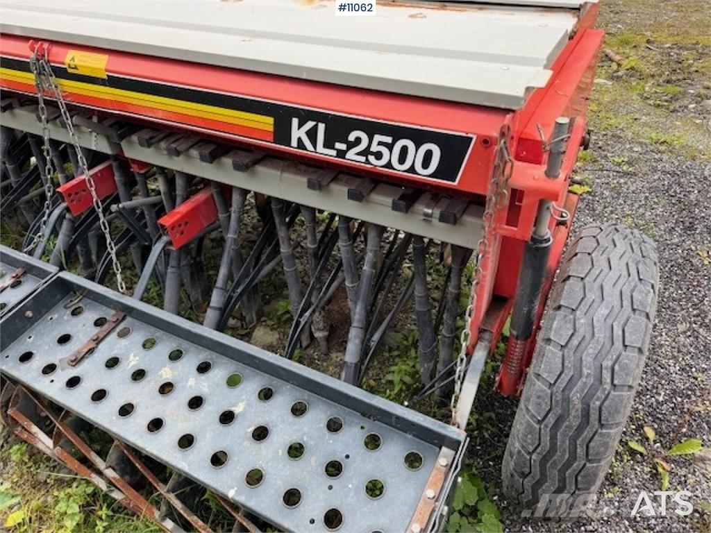 Tume KL 2500 Drillmaschinen