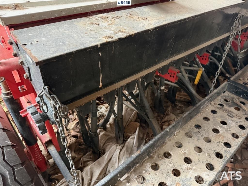 Tume KL 2500 مثاقيب