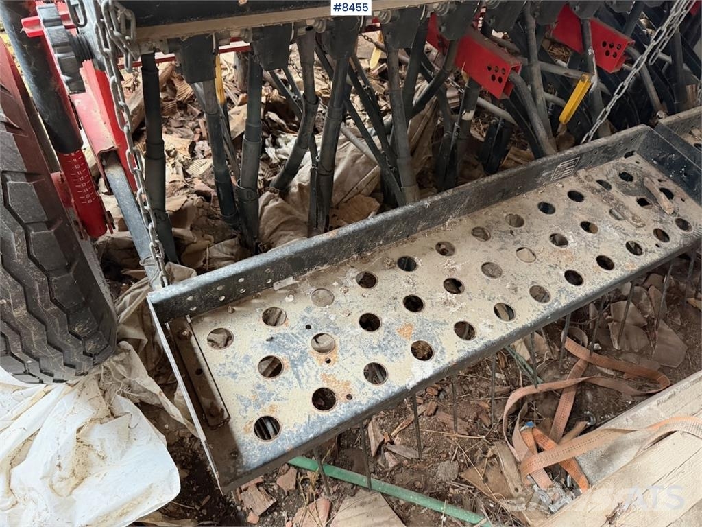 Tume KL 2500 مثاقيب