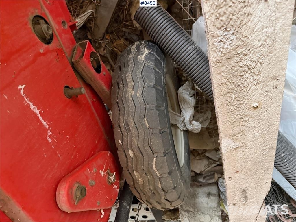 Tume KL 2500 مثاقيب