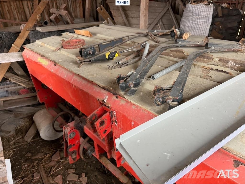 Tume KL 2500 مثاقيب