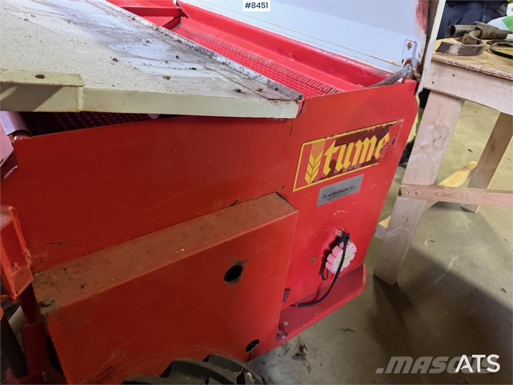 Tume Kombisåmaskin مثاقيب