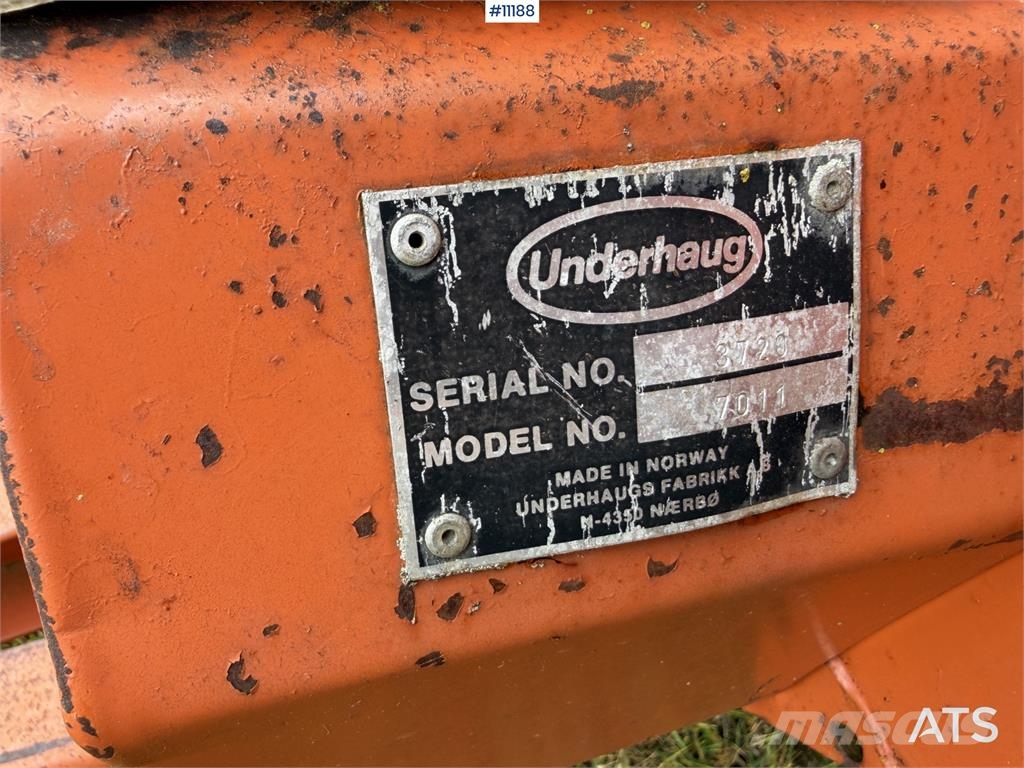 Underhaug Avlesservogn معدات أخرى للحصاد