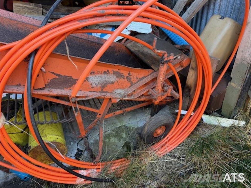 Underhaug potetopptaker ماكينات وملحقات زراعة أخرى