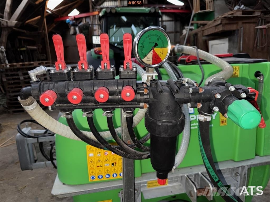 Unigreen Expo 401 الرشاشات