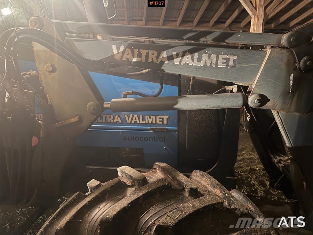 Valmet 4x4 الجرارات
