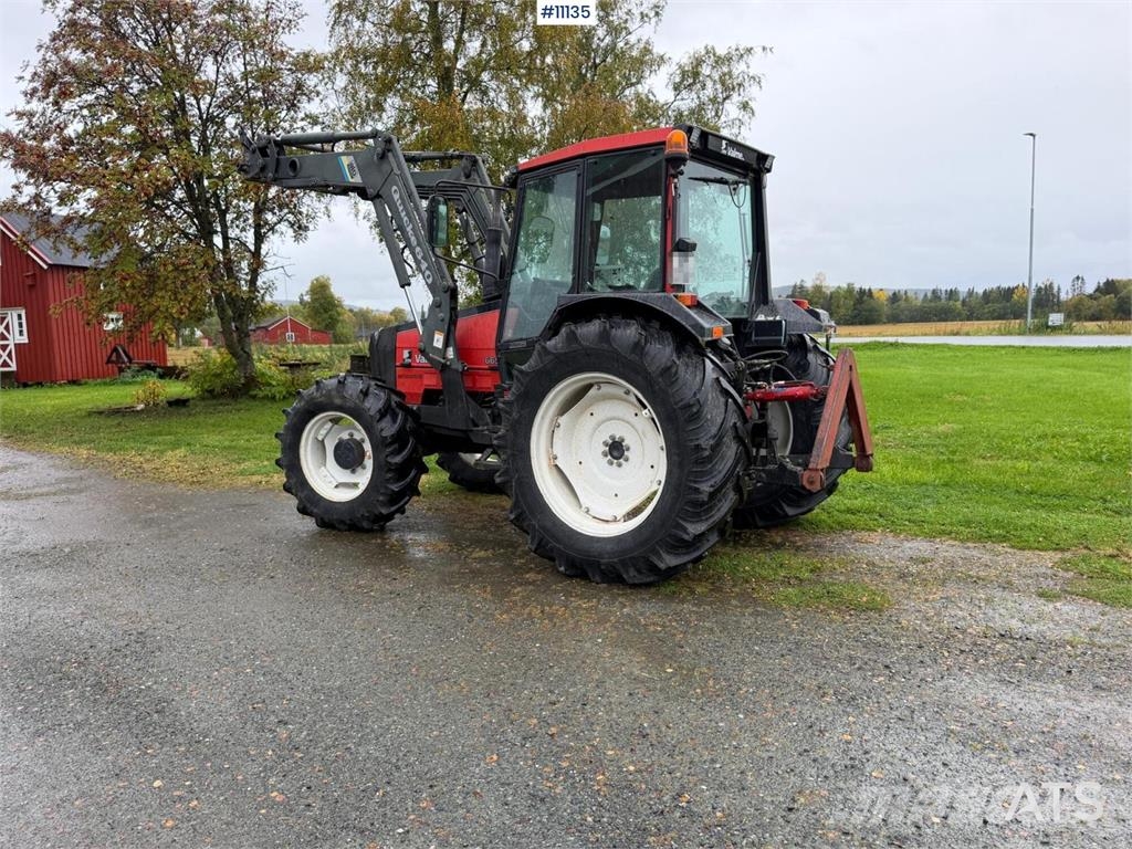 Valmet 665S-4 Traktorji