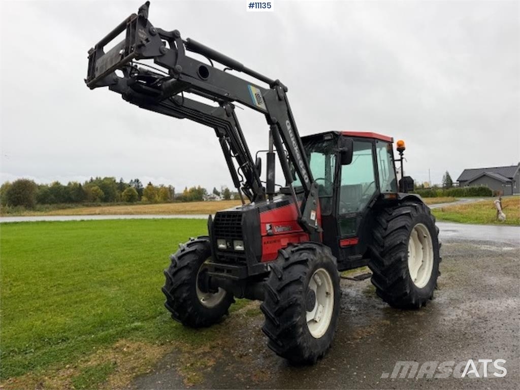 Valmet 665S-4 Traktorji