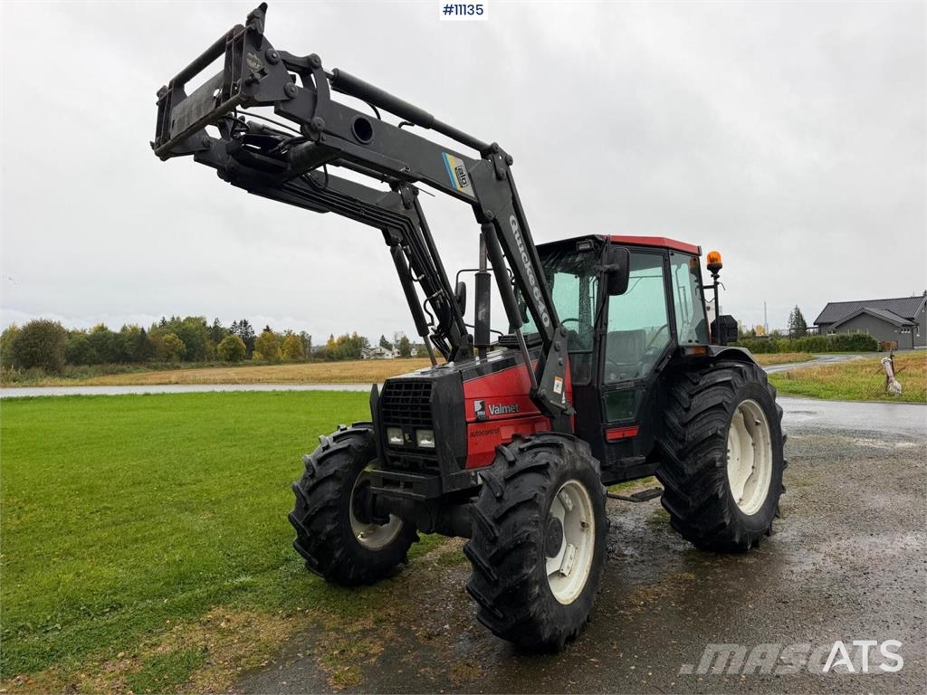 Valmet 665S-4 Traktorji