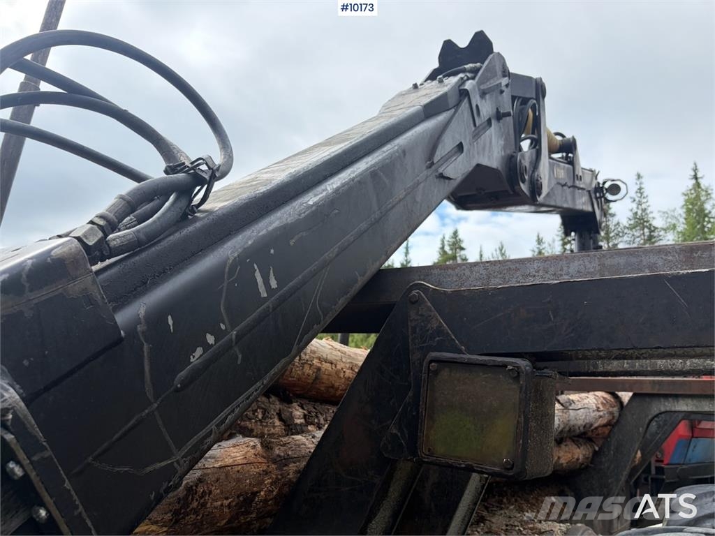 Valmet 890.1 Kuormatraktorinosturit
