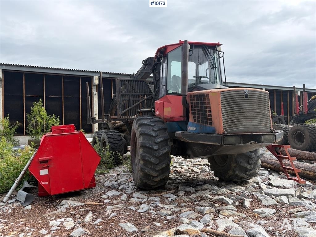 Valmet 890.1 Kuormatraktorinosturit