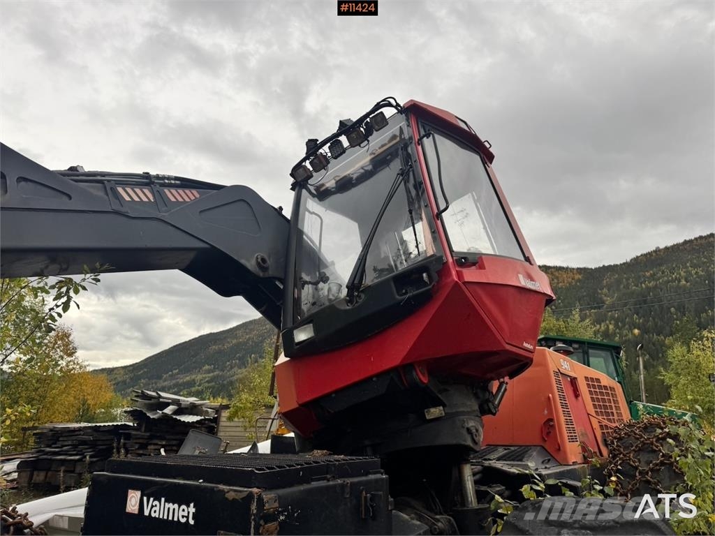 Valmet 941 Harvesters