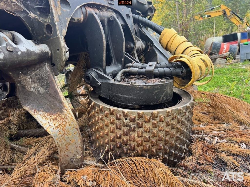 Valmet 941 Harvesters