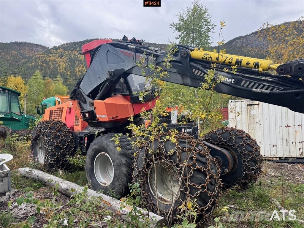 Valmet 941 Harvesters
