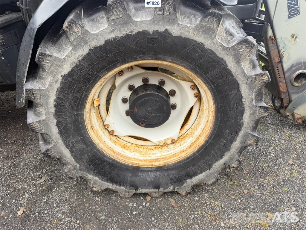 Valtra M130-4 曳引機