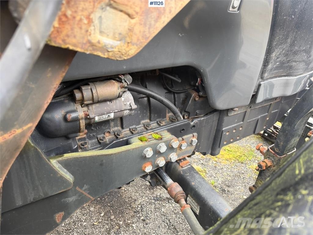 Valtra M130-4 曳引機
