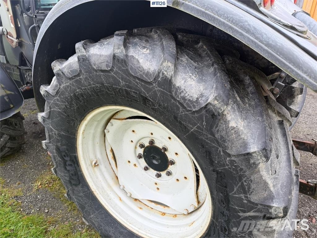 Valtra M130-4 曳引機