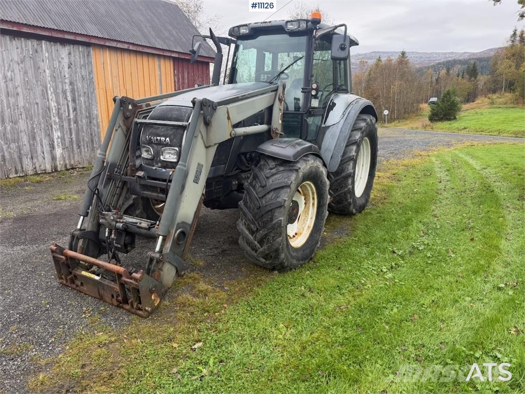 Valtra M130-4 曳引機