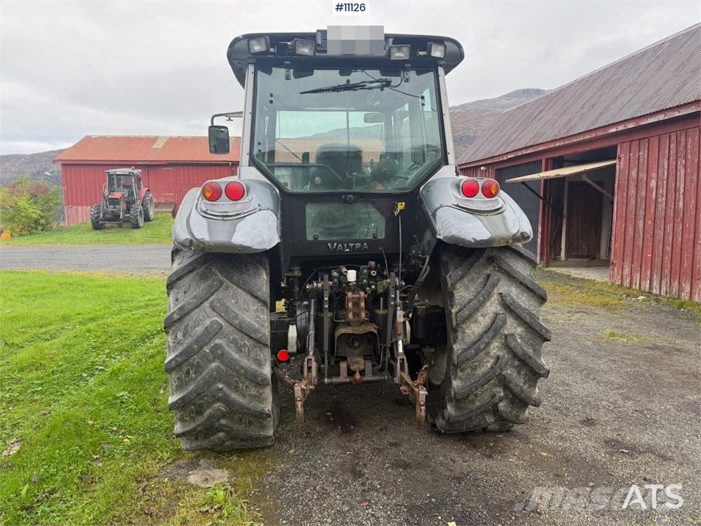 Valtra M130-4 曳引機