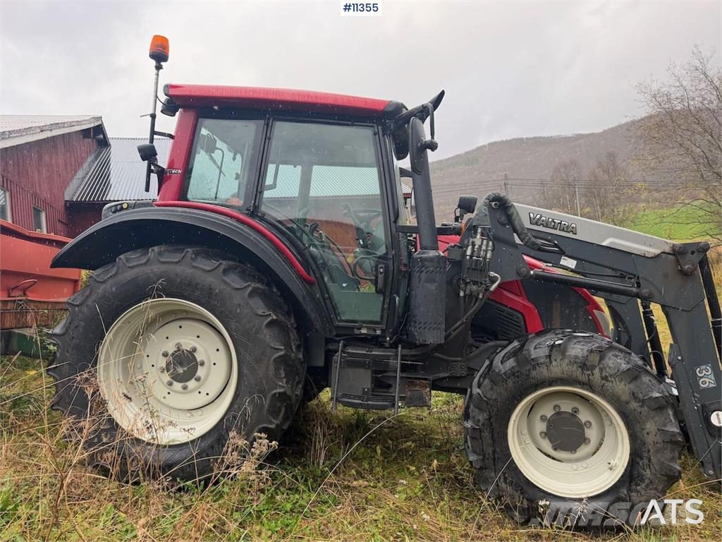 Valtra N 103 الجرارات