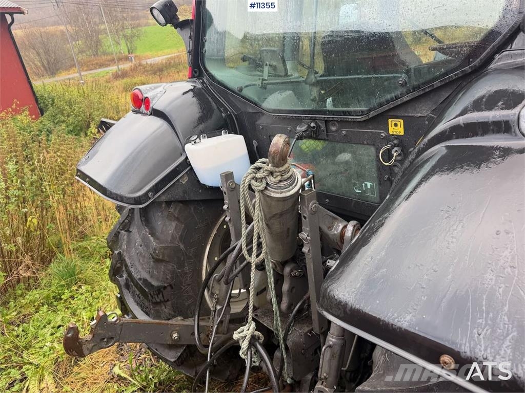Valtra N 103 الجرارات