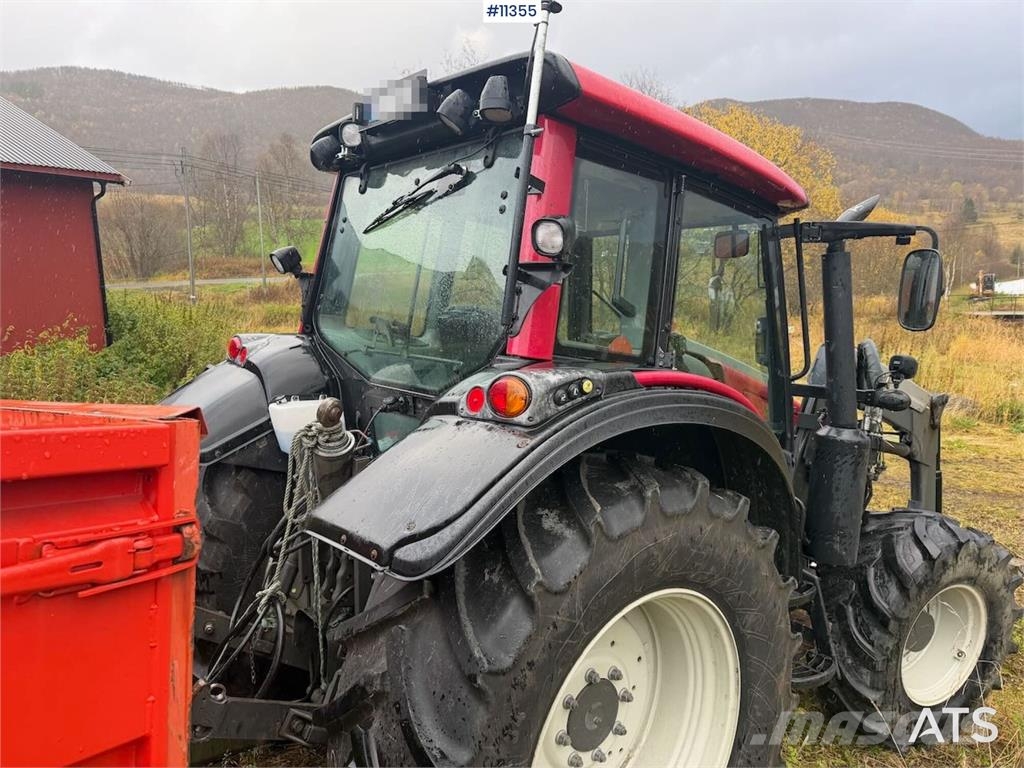 Valtra N 103 الجرارات