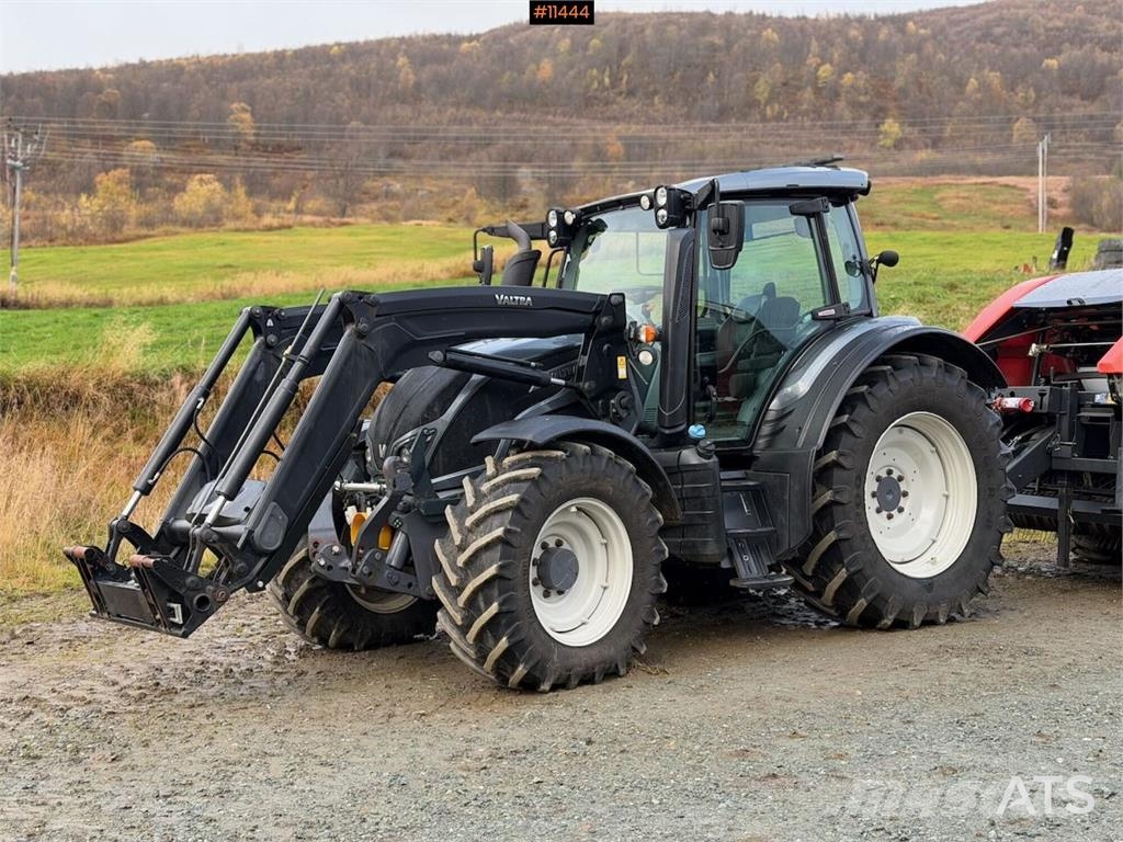 Valtra N174 Traktorer