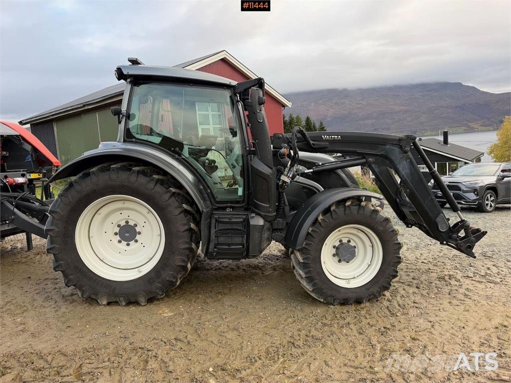 Valtra N174 Traktorer