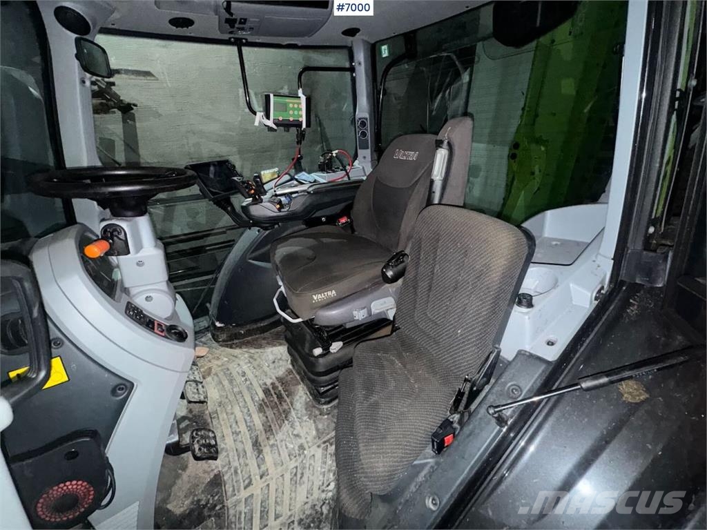Valtra N174 Трактори