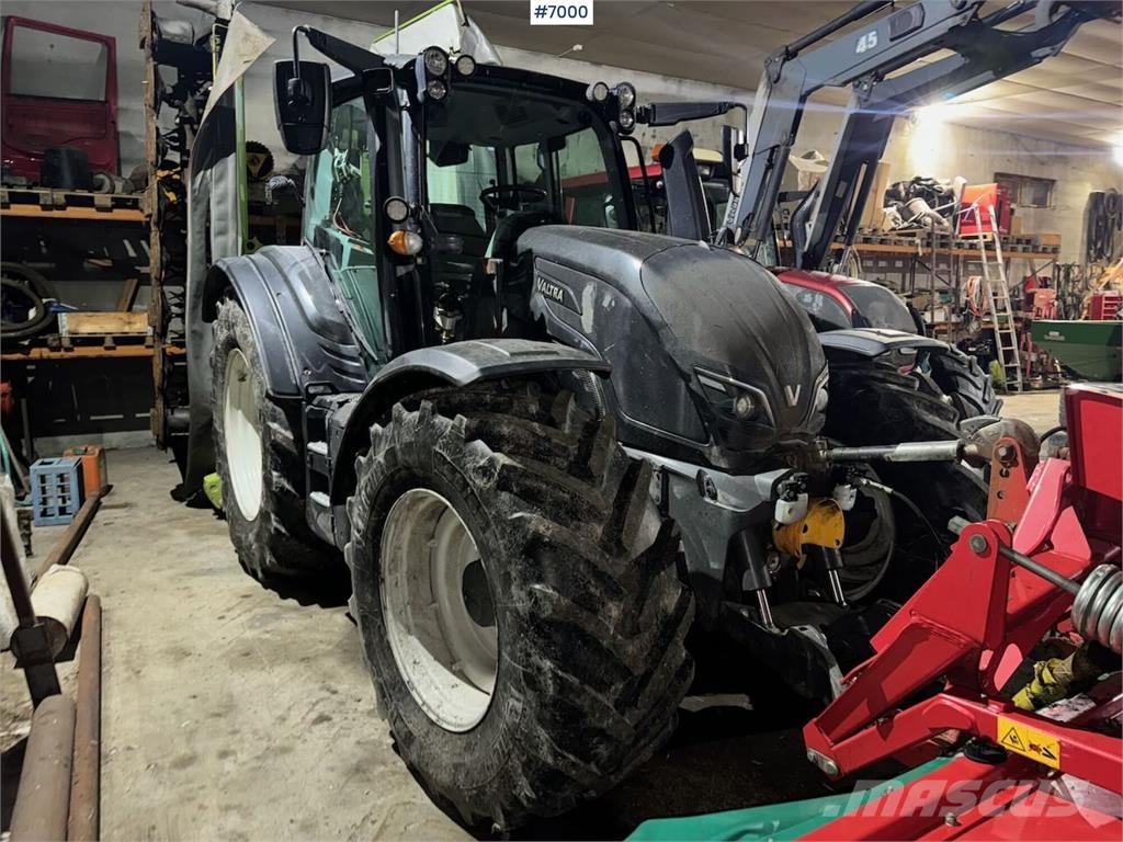 Valtra N174 Трактори