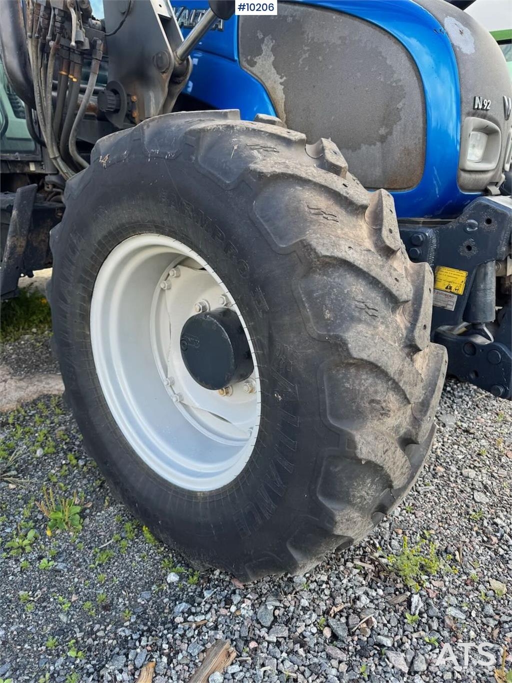 Valtra N92 Traktory