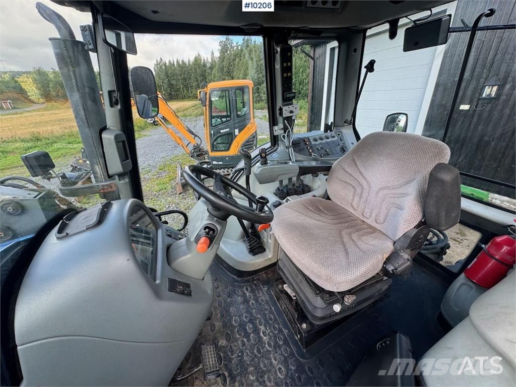 Valtra N92 Traktory