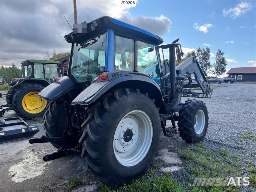 Valtra N92 Traktory