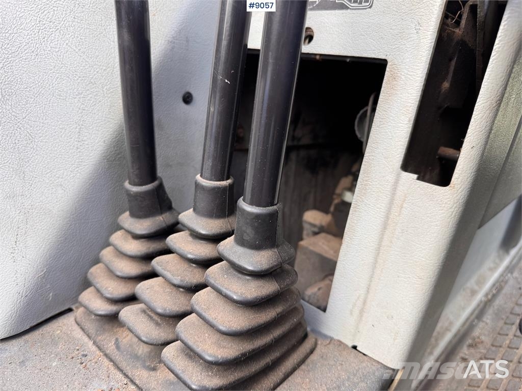Valtra Valmet 6400 Turbo الجرارات